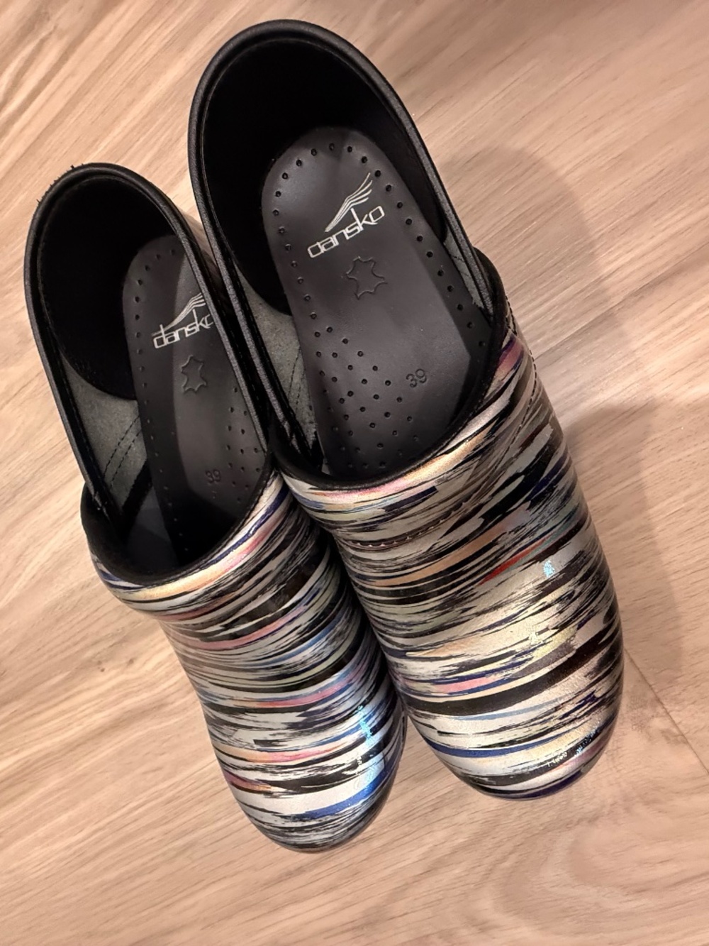 Dansko Professional Printed Leather Clogs – Women's EU 39